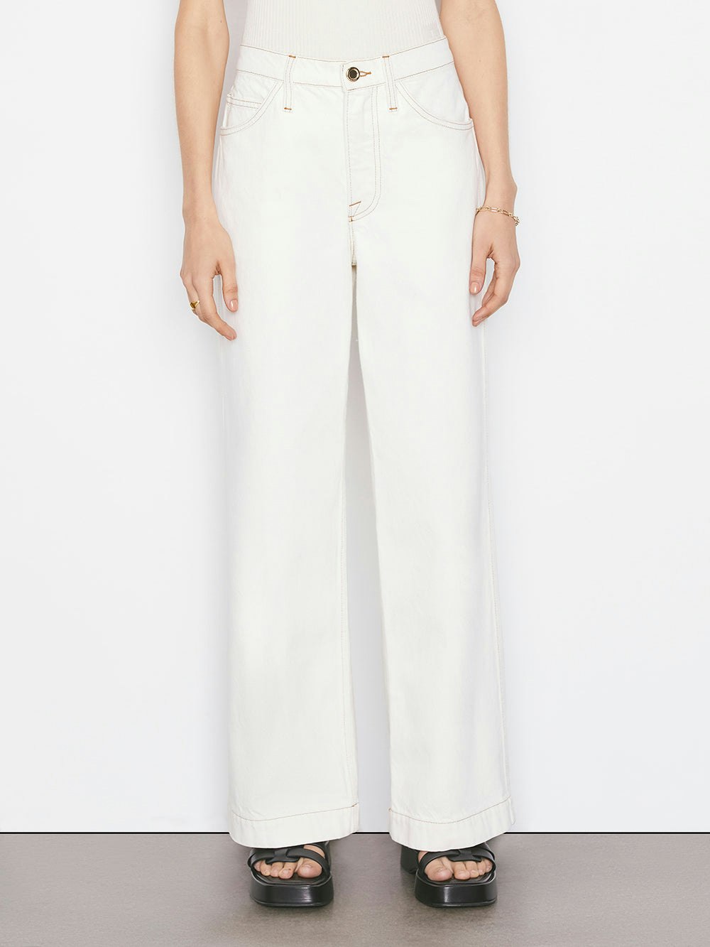 jeans front view alt:fit2
